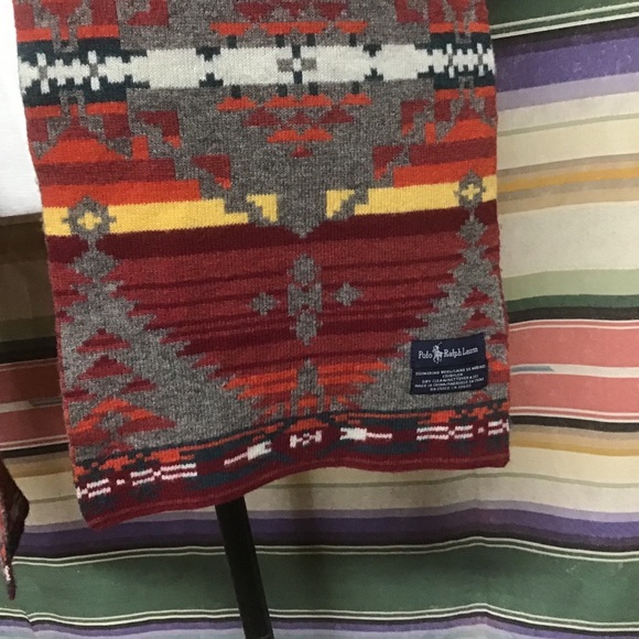 EUC POLO Aztec scarf - Picture 3 of 3